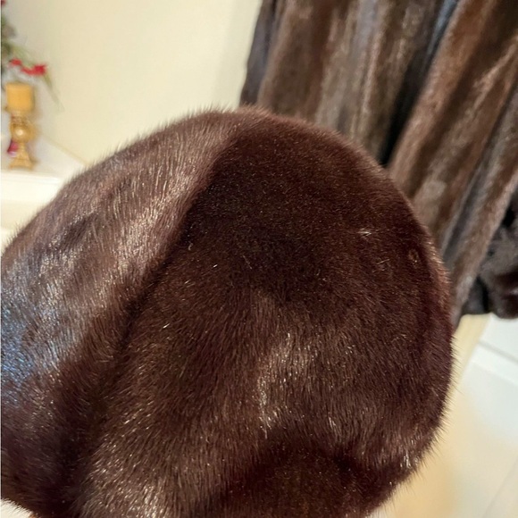 Authentic Mink Coat Koslow’s Deep Brown Fur Full-Length Coat - Picture 5 of 6